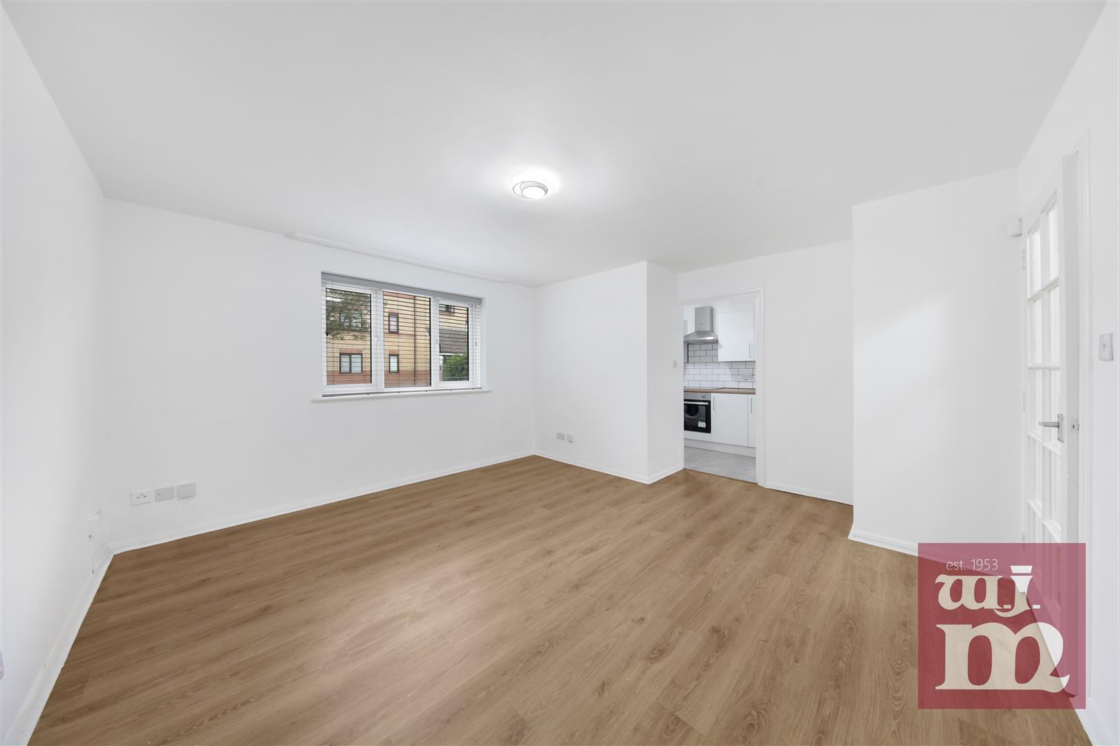 Draycott Close, Whistperwood